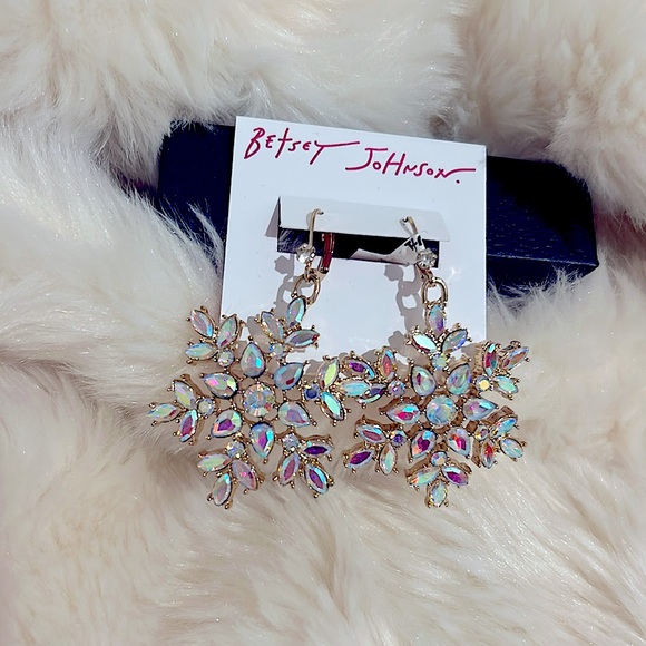 Betsey Johnson Jewelry - NEW! Betsey Johnson Snowflake Statement Earrings
